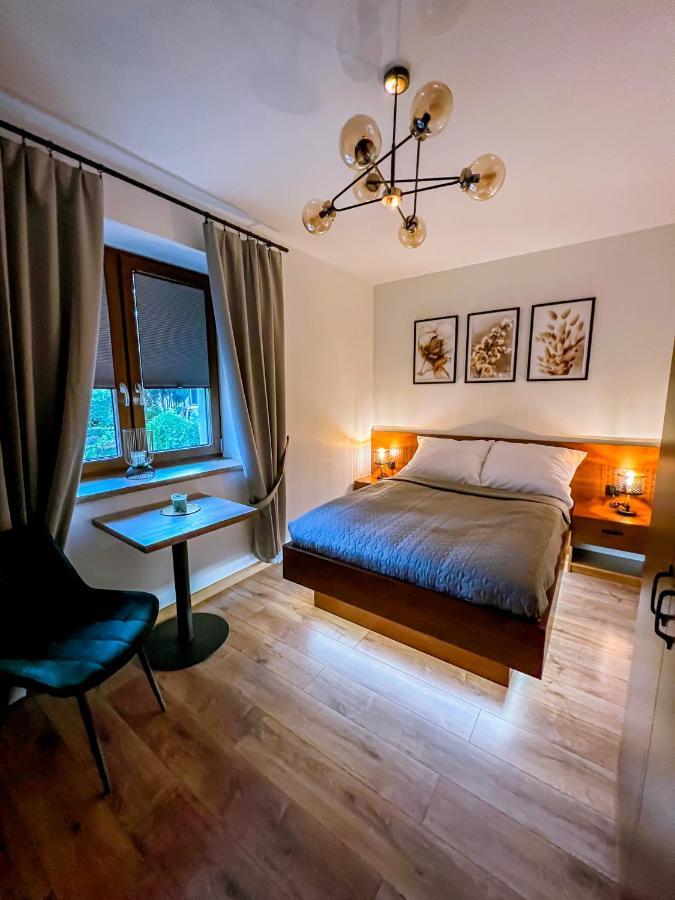 Domek Pod Katalpami Glowno Eksteriør bilde