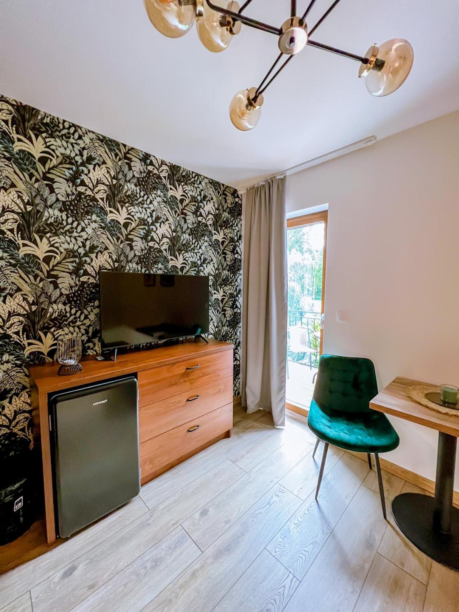 Domek Pod Katalpami Glowno Rom bilde