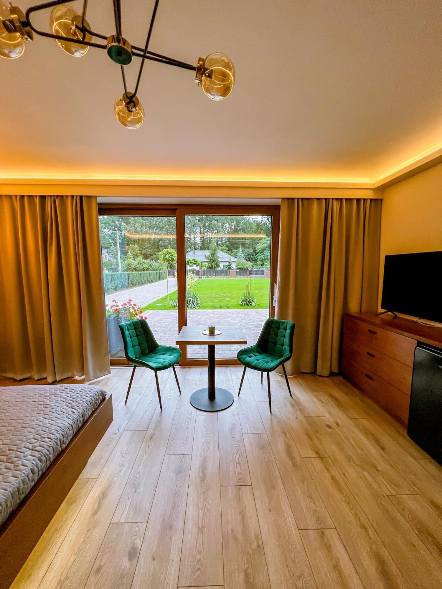 Domek Pod Katalpami Glowno Rom bilde